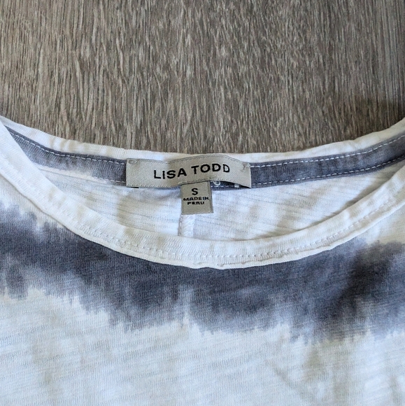 Lisa Todd Shark Tee - Picture 2 of 4